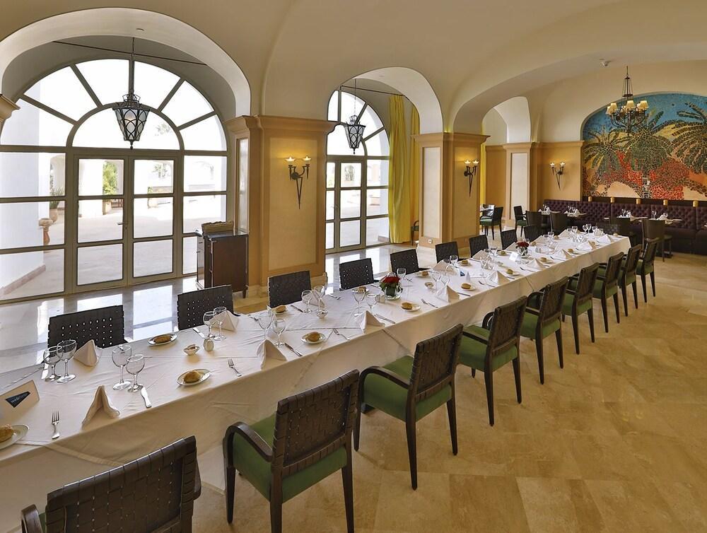 L' Amphitrite Palace Beach Resort & Spa Skhirat Exterior photo