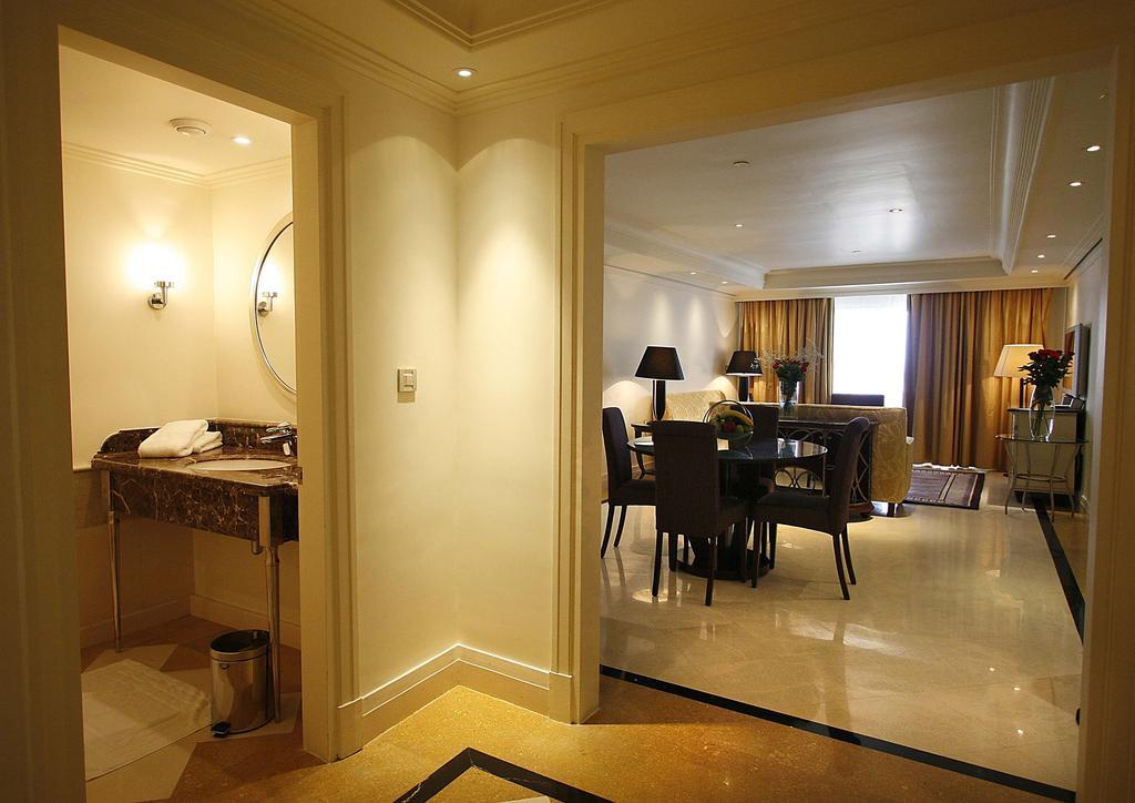 L' Amphitrite Palace Beach Resort & Spa Skhirat Exterior photo