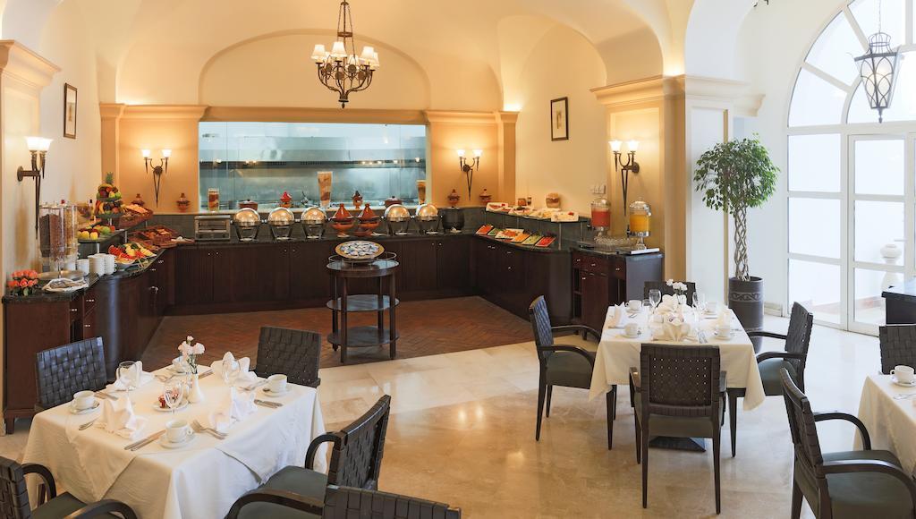 L' Amphitrite Palace Beach Resort & Spa Skhirat Exterior photo